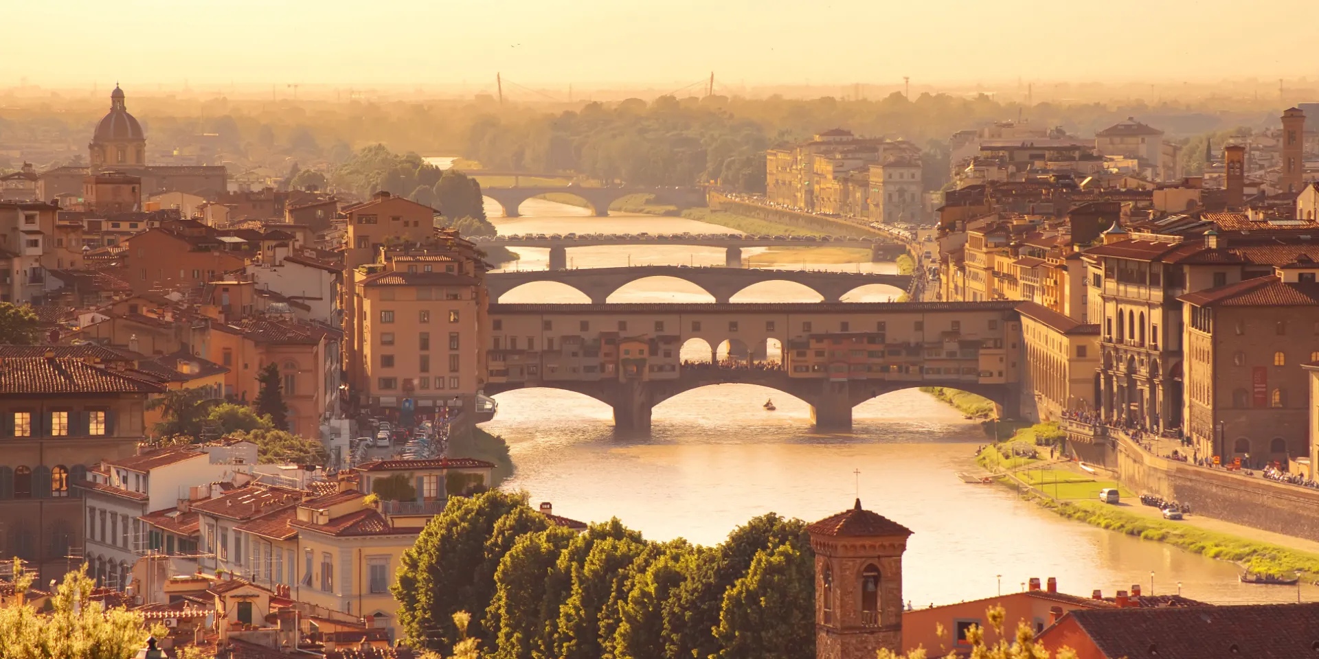 Oversikt over broer i Firenze